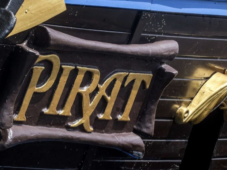 Kontakt z załogą Statku PIRAT
