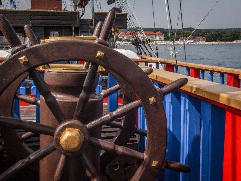 Podziwiaj Sopot i morze z pokładu naszego statku!